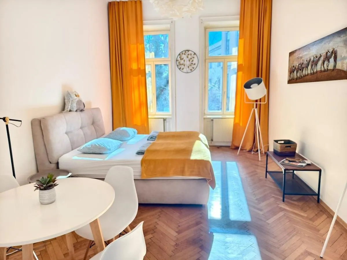 Апартаменты 10 Min Center And Rathaus Вена Австрия